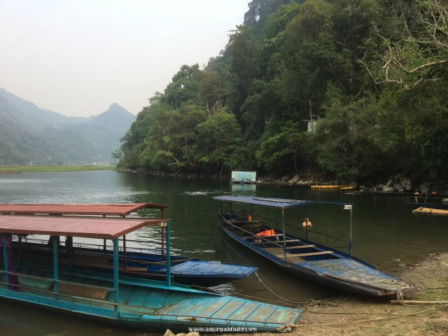 Khám phá Ba bể - Hồ nước ngọt trên núi lớn nhất Việt Nam